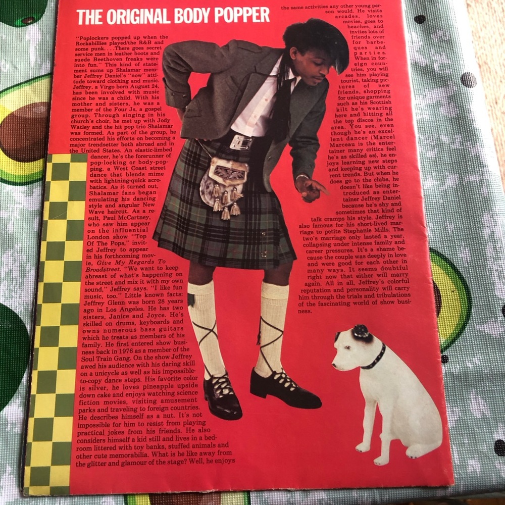 Tuf Mag featuring Michael Jackson has poster inside great condition - Picture 3 of 5